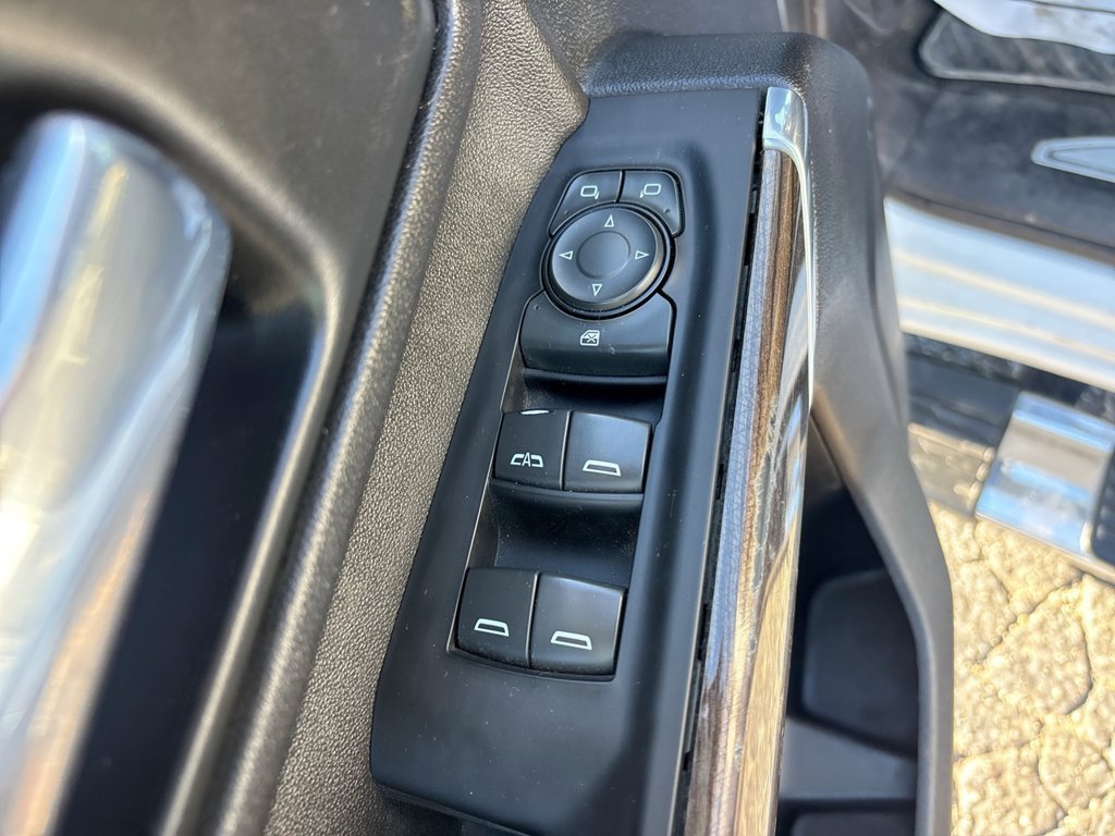 Used 2022 Chevrolet Silverado 2500 LT w/ Convenience Package AWD/4WD image 28