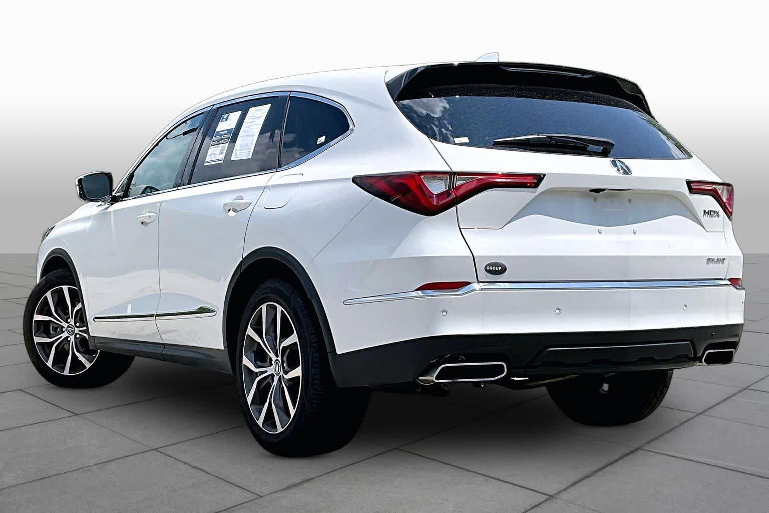 Used 2023 Acura MDX SH-AWD w/ Technology Package image 23