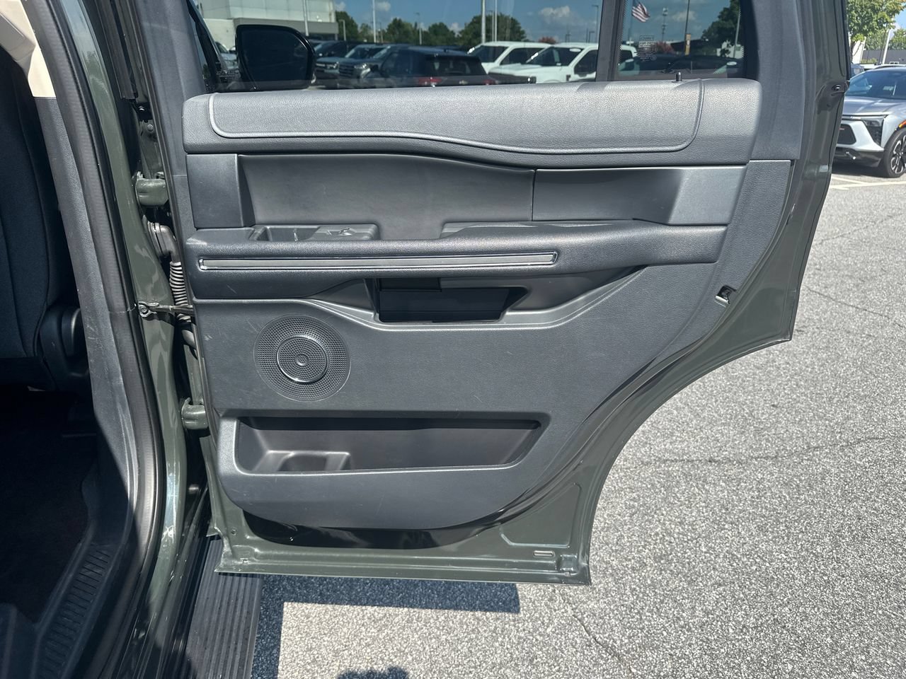 Certified 2022 Ford Expedition XLT RWD image 18