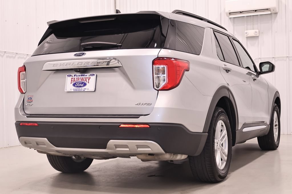 Certified 2021 Ford Explorer XLT w/ Equipment Group 202A AWD/4WD image 10