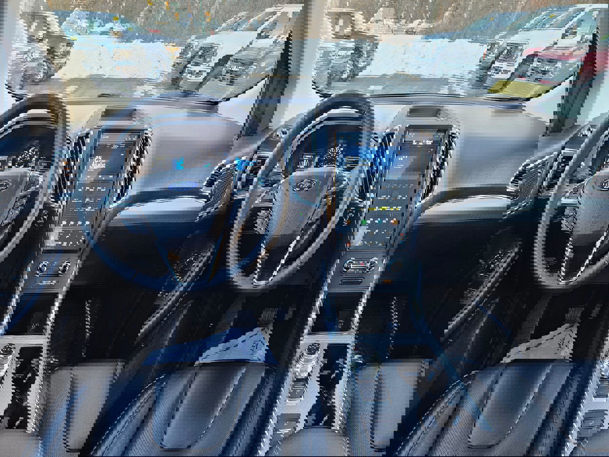 Certified 2022 Ford Edge Titanium w/ Equipment Group 301A image 11