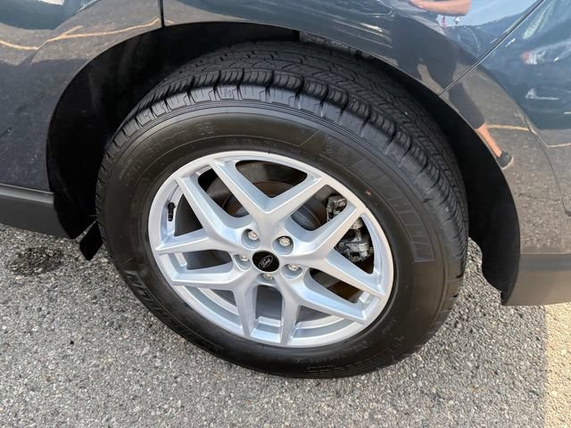 Certified 2024 Ford Edge SEL w/ Convenience Package AWD/4WD image 5