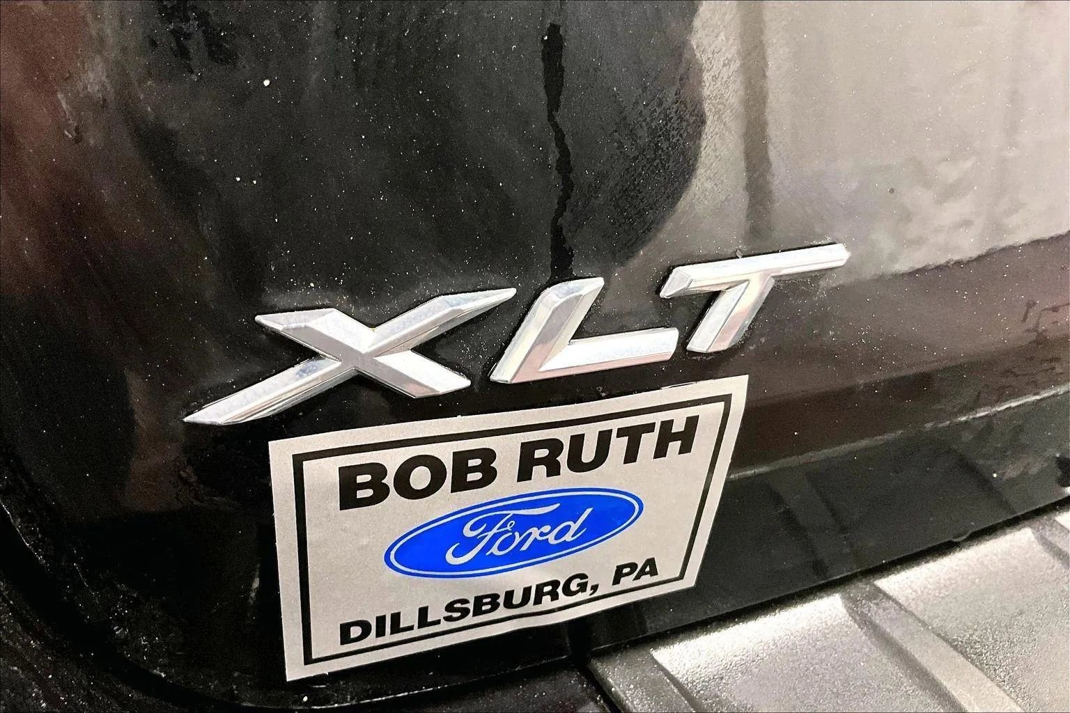 Certified 2021 Ford Explorer XLT w/ Equipment Group 202A image 13