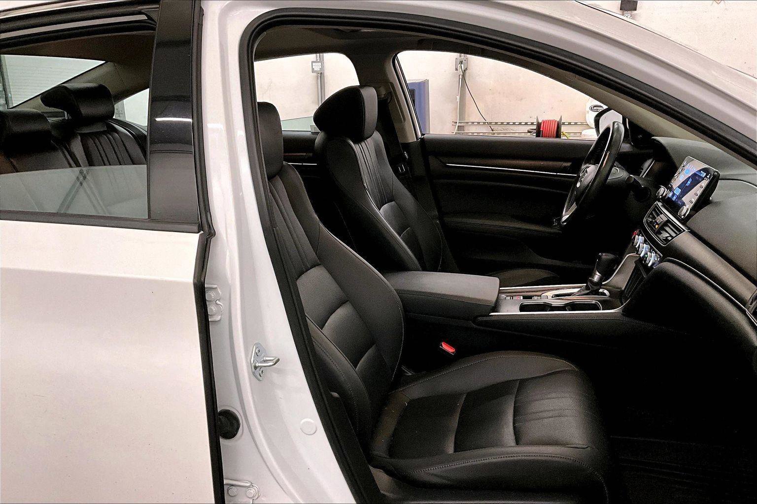 Used 2022 Honda Accord EX-L image 9