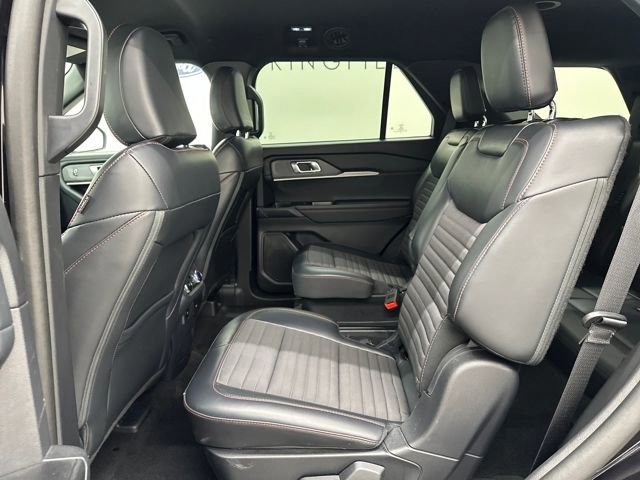 Certified 2025 Ford Explorer ST-Line image 19