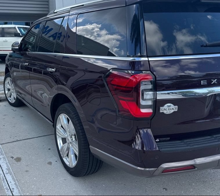 Certified 2024 Ford Expedition King Ranch AWD/4WD image 3
