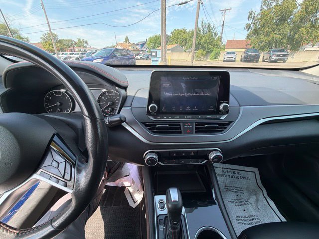 Used 2024 Nissan Altima 2.5 SR FWD image 25
