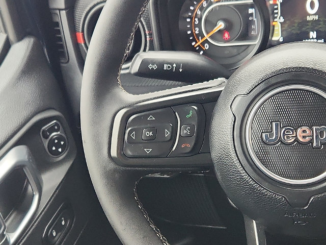 Used 2025 Jeep Wrangler Unlimited Rubicon AWD/4WD image 14