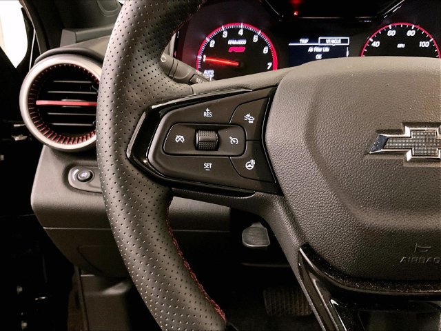 Used 2024 Chevrolet Trax RS w/ Driver Confidence Package FWD image 17