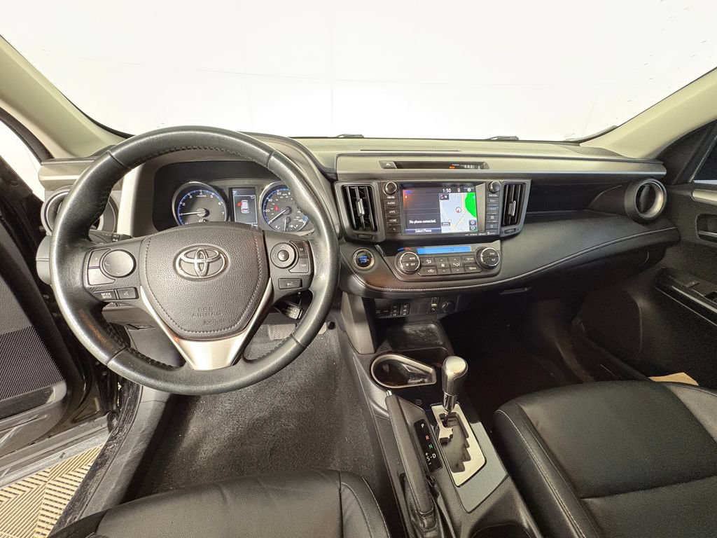Used 2017 Toyota RAV4 Limited FWD image 7