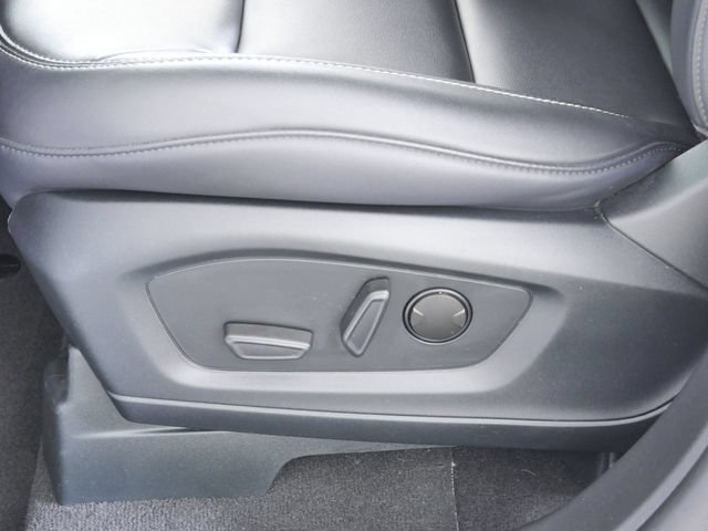 Certified 2024 Ford Explorer XLT w/ Equipment Group 202A AWD/4WD image 23
