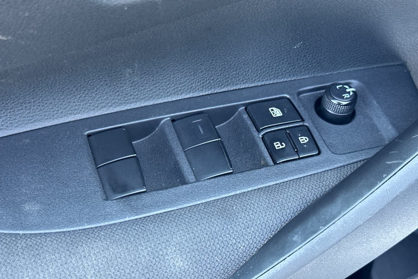 Used 2024 Toyota Corolla LE FWD image 14