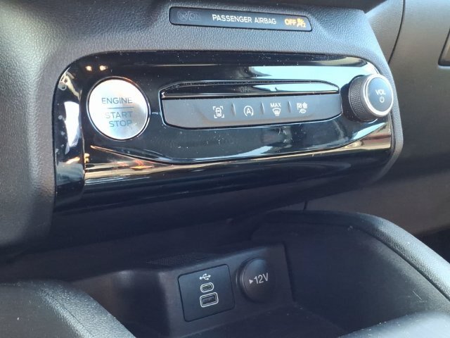 Certified 2024 Ford Escape ST-Line AWD/4WD image 28