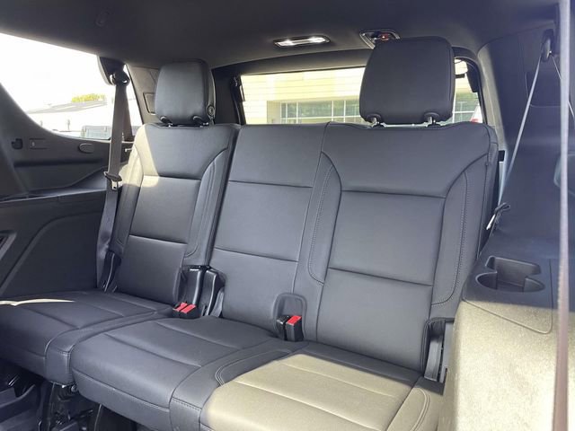 Used 2023 Chevrolet Tahoe Z71 w/ Luxury Package image 12