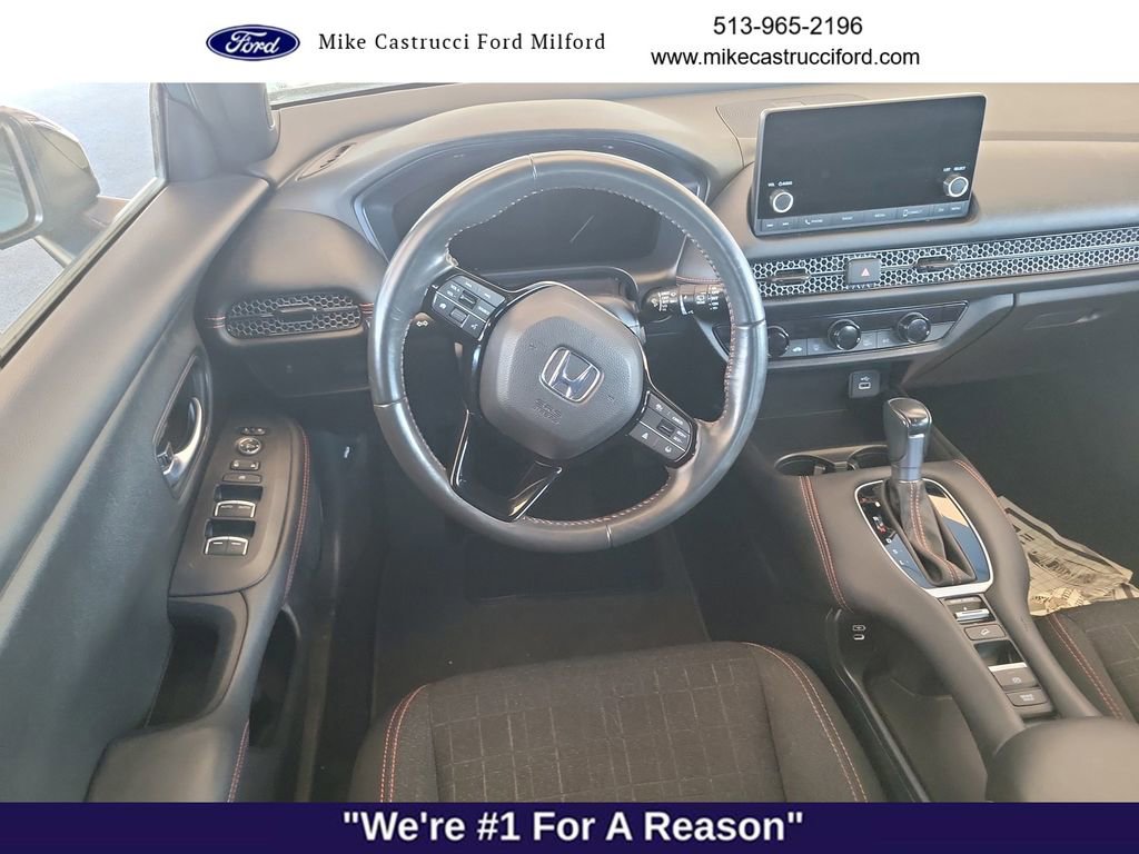 Used 2024 Honda HR-V Sport image 11