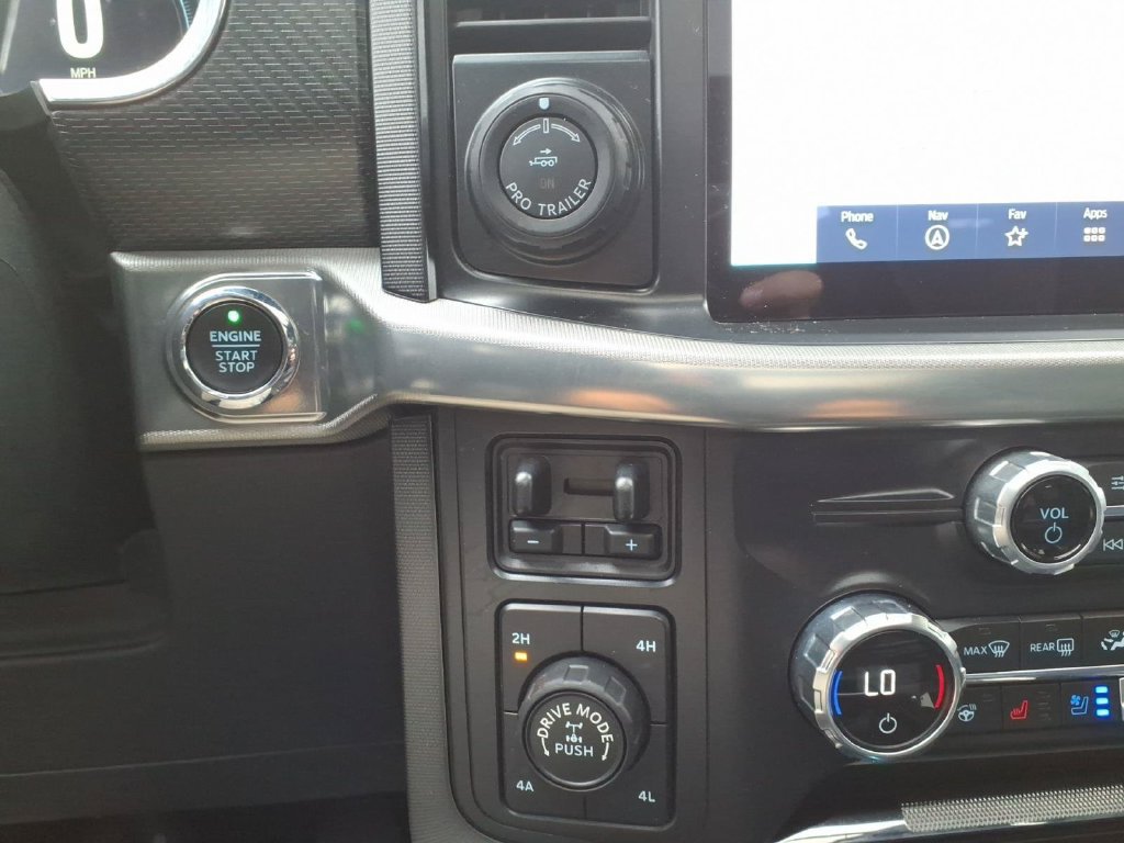 Certified 2021 Ford F150 Raptor w/ Raptor 37 Performance Package AWD/4WD image 27