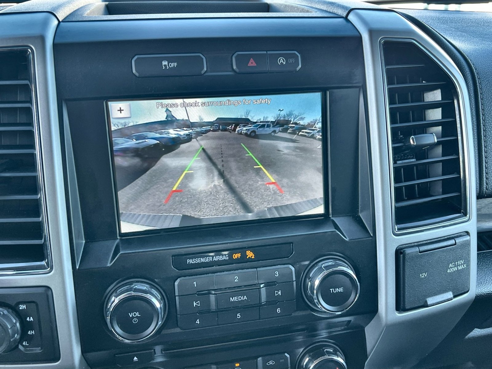 Certified 2018 Ford F150 Lariat image 19