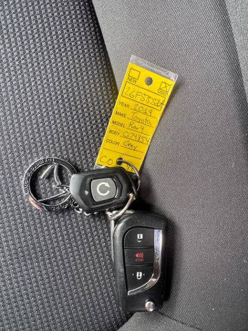 Used 2019 Toyota RAV4 LE AWD/4WD image 39