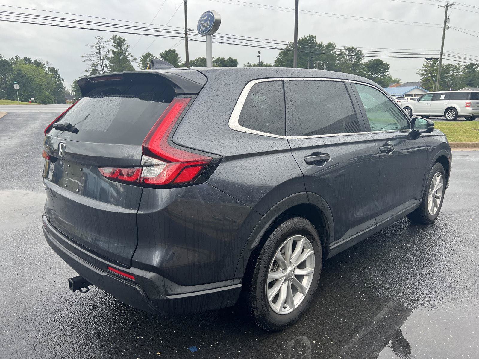 Used 2025 Honda CR-V EX image 5