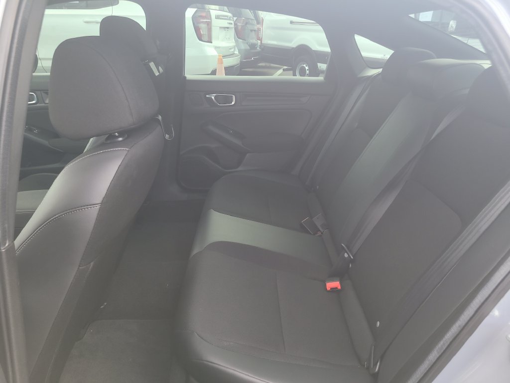 Used 2024 Honda Civic Sport image 11