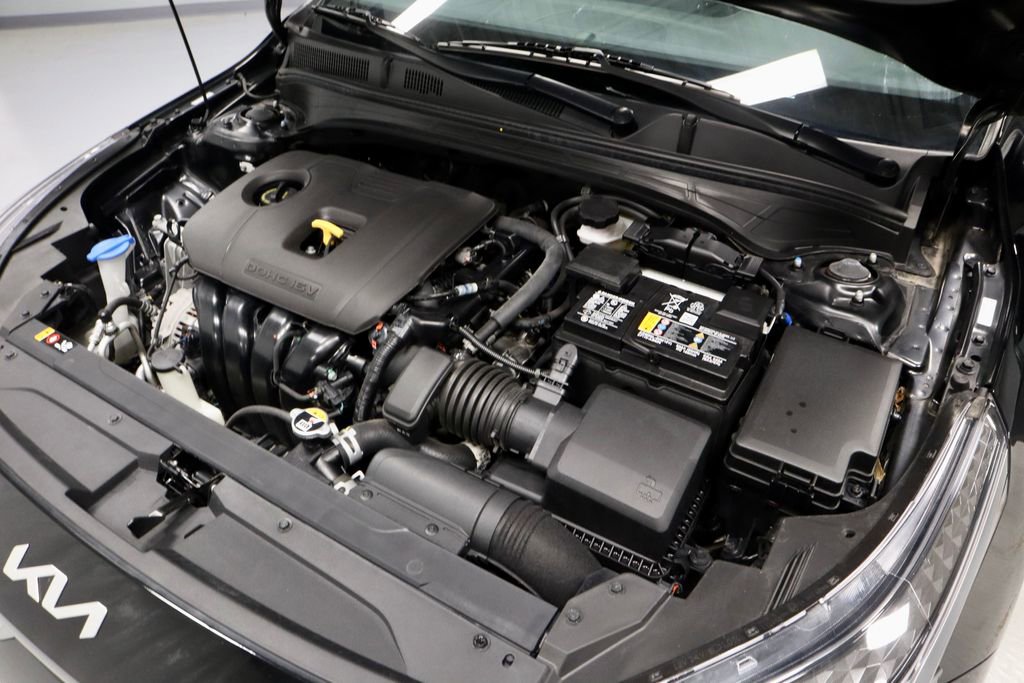 Used 2024 Kia Forte LXS w/ LXS Technology Package FWD image 15