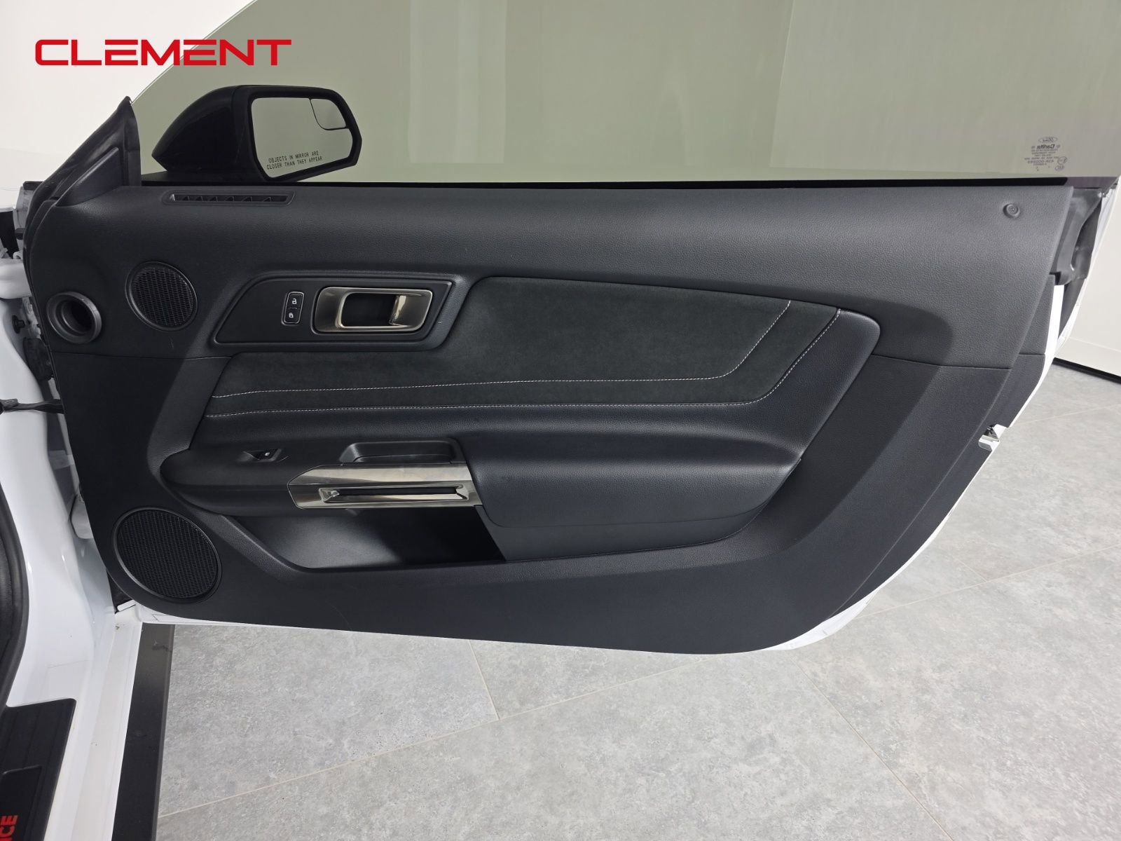 Certified 2017 Ford Mustang Shelby GT350 w/ Electronics Package image 29