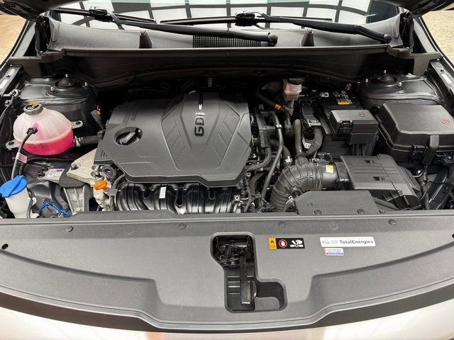 Used 2023 Kia Sportage LX image 28