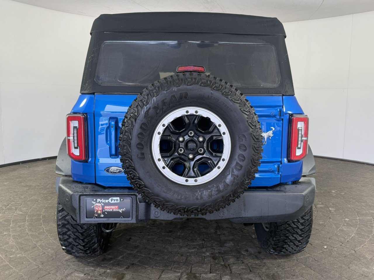 Certified 2022 Ford Bronco Outer Banks w/ Sasquatch Package AWD/4WD image 6