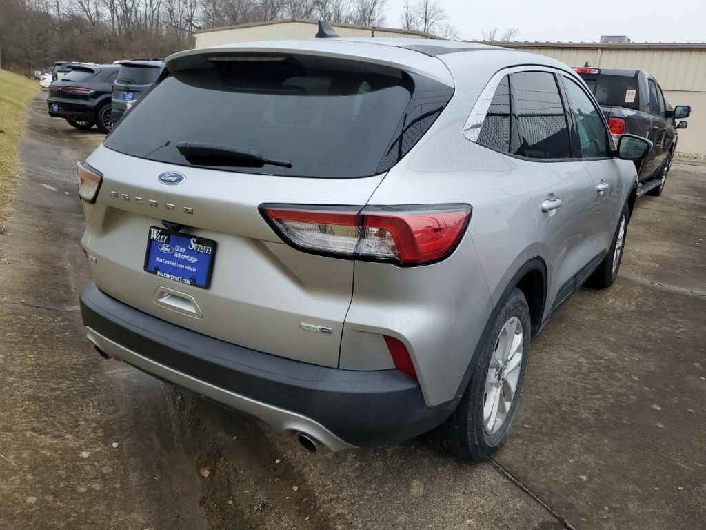 Certified 2020 Ford Escape SE image 4
