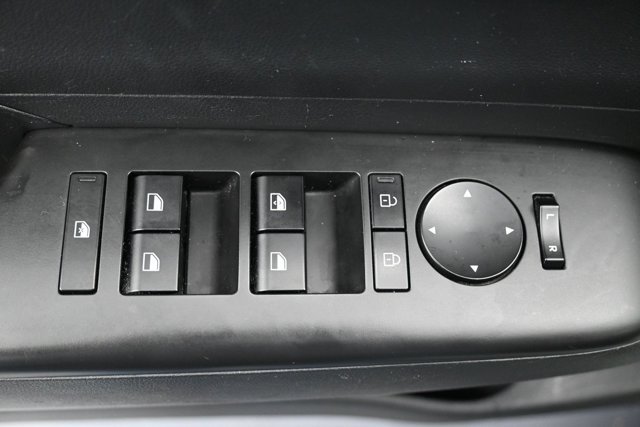 Used 2024 Hyundai Kona SEL FWD image 14