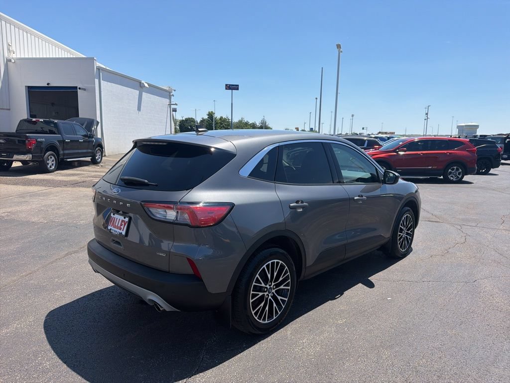 Certified 2021 Ford Escape SE FWD image 11