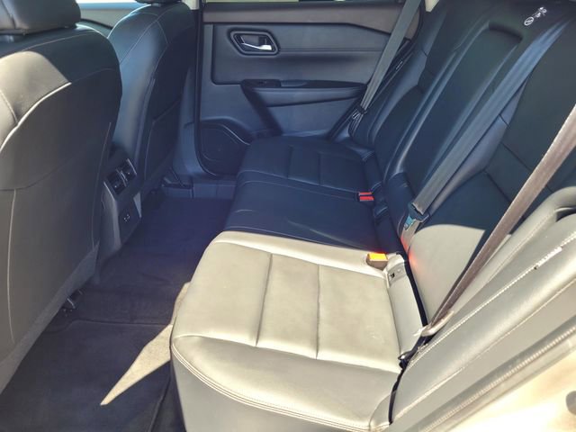 Used 2023 Nissan Rogue SL FWD image 12