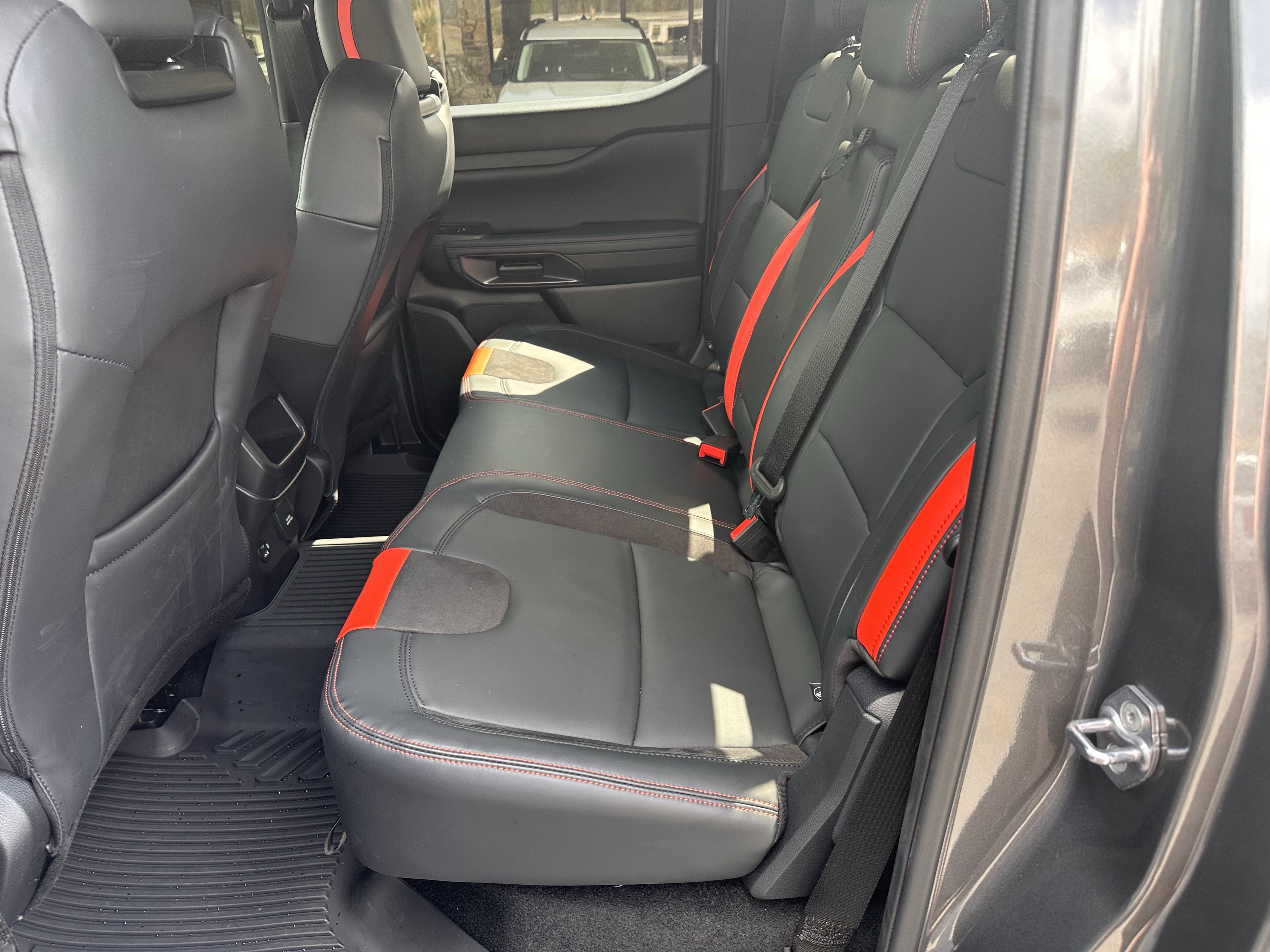 Certified 2025 Ford Ranger Raptor AWD/4WD image 14