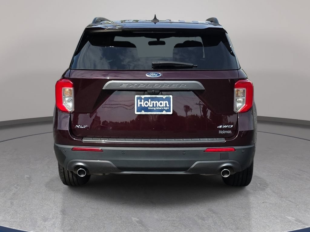 Certified 2023 Ford Explorer XLT w/ Equipment Group 202A AWD/4WD image 6