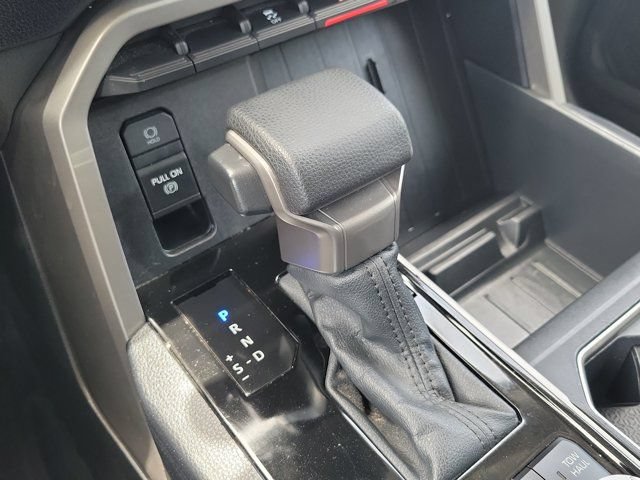 Used 2022 Toyota Tundra SR5 w/ Convenience Package RWD image 21