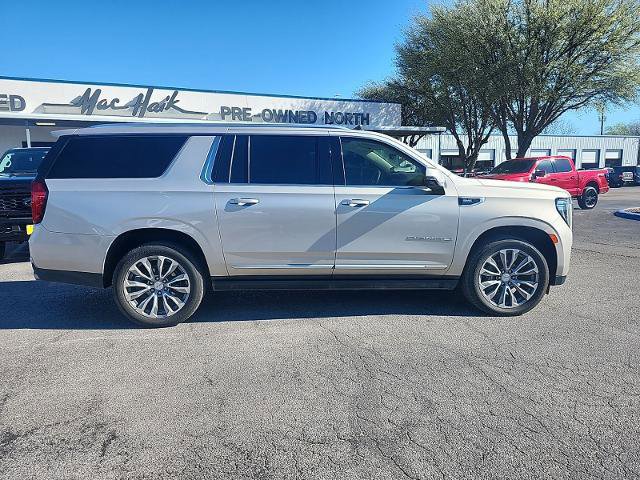 Used 2021 GMC Yukon XL Denali w/ Denali Premium Package image 6
