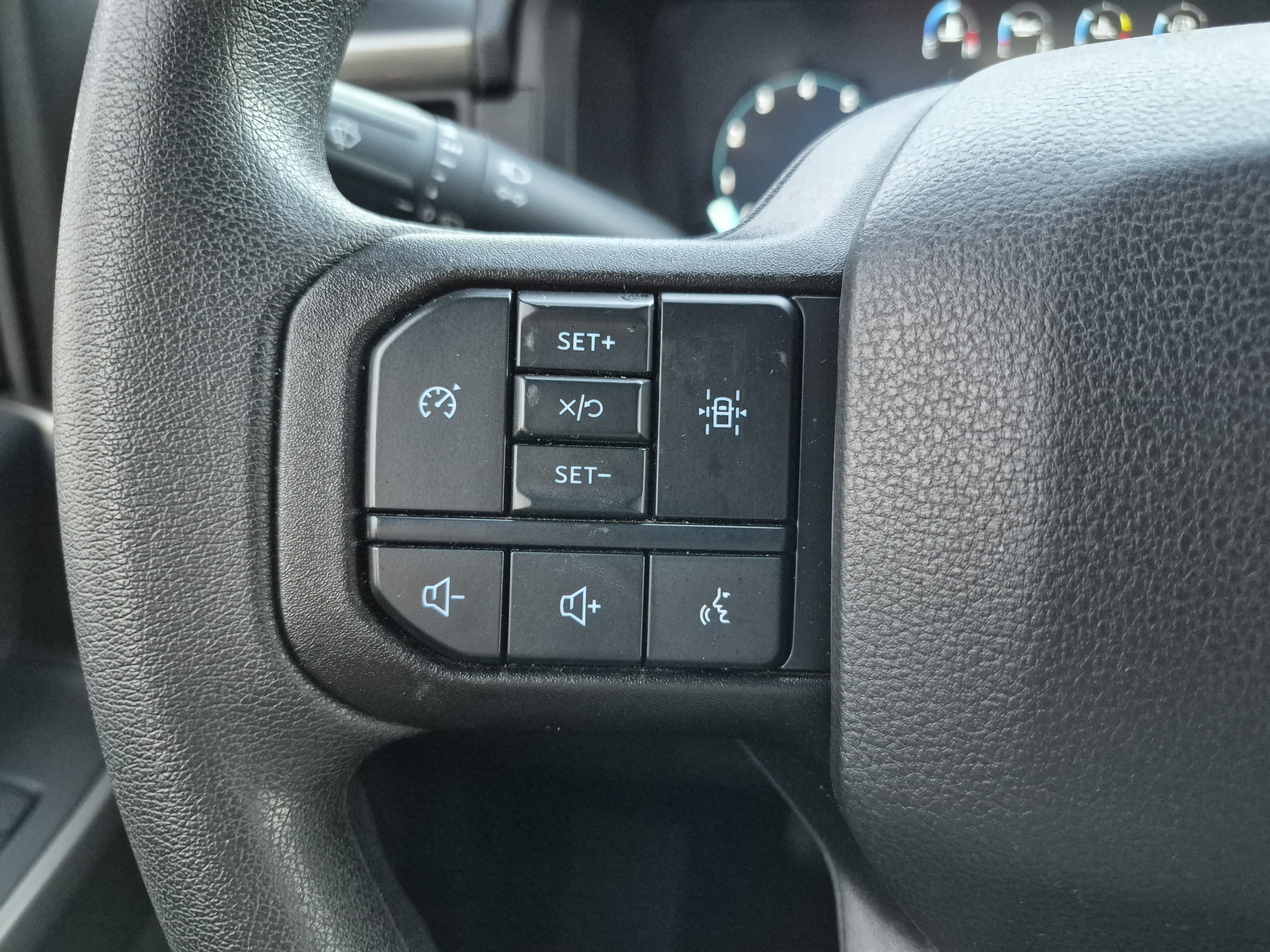 Certified 2025 Ford F150 STX w/ Equipment Group 201A FX4 AWD/4WD image 23