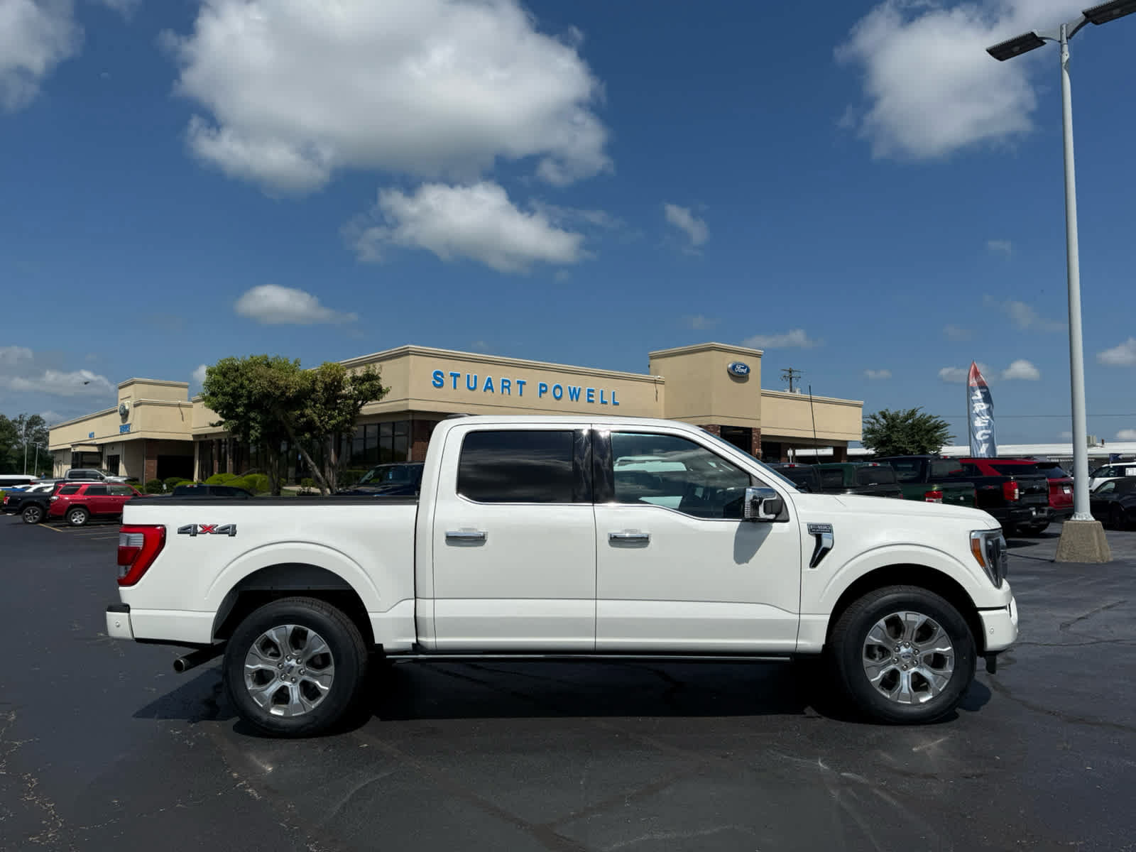 Certified 2023 Ford F150 Platinum w/ Equipment Group 701A High AWD/4WD image 18