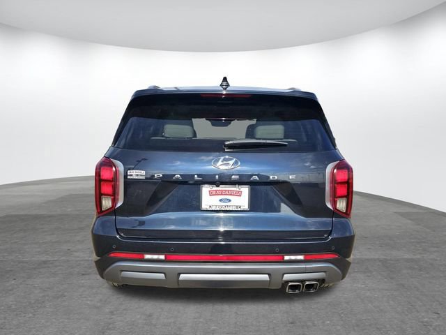Used 2024 Hyundai Palisade Limited image 3