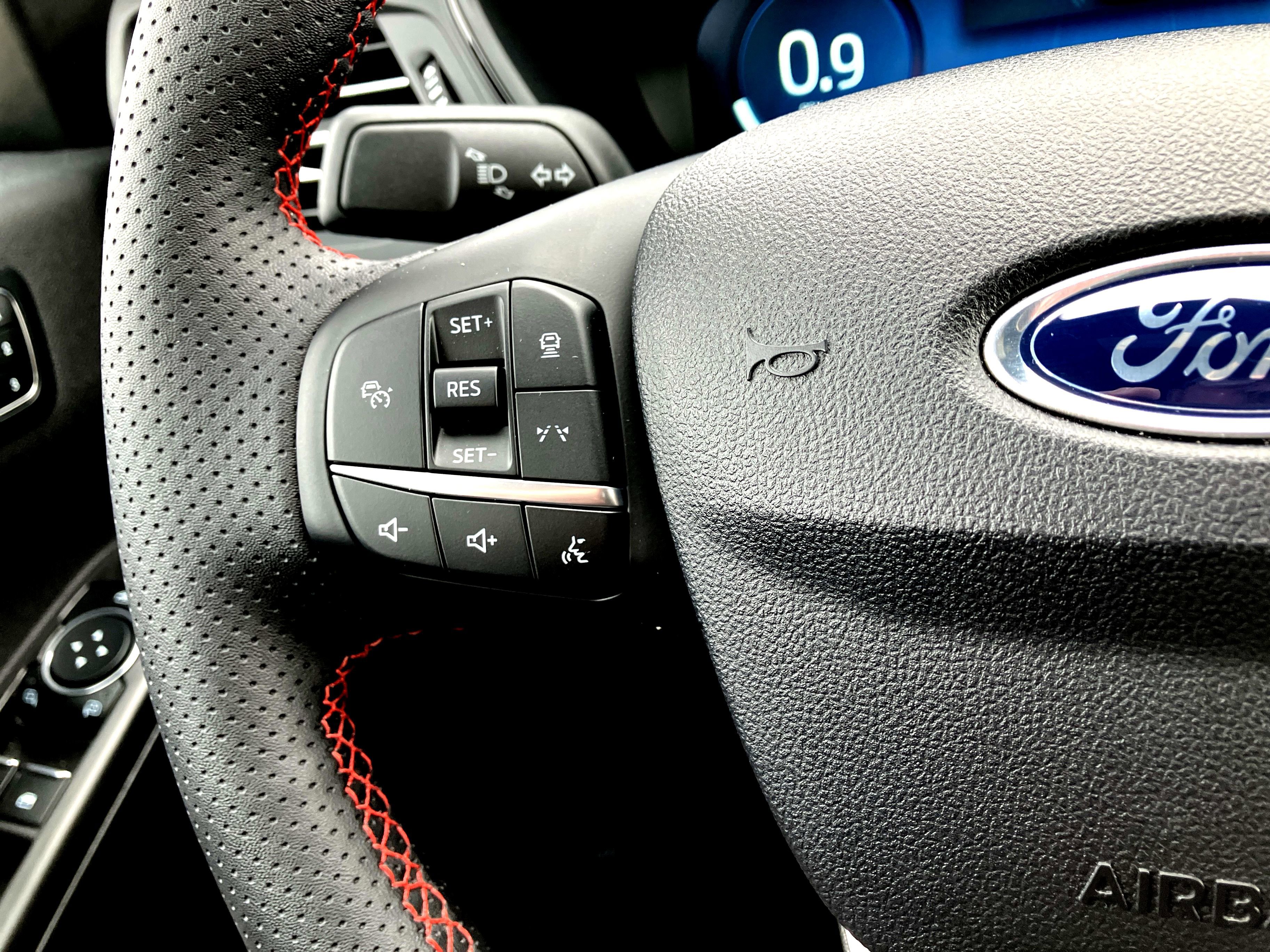 Certified 2023 Ford Escape ST-Line Select w/ Tech Pack #2 image 16