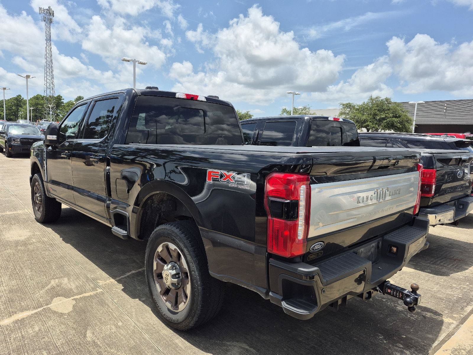 Certified 2024 Ford F250 King Ranch AWD/4WD image 14