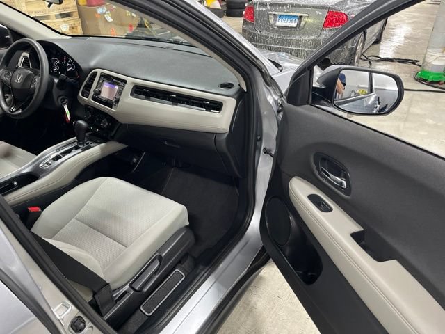 Used 2022 Honda HR-V LX image 27