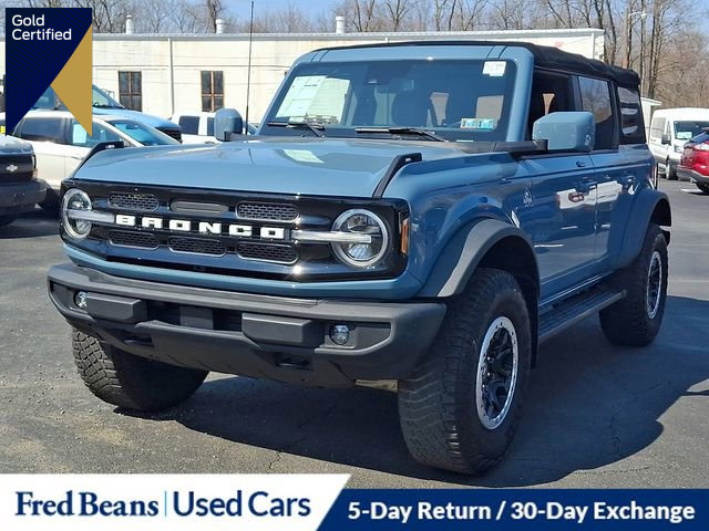 Certified 2022 Ford Bronco Outer Banks w/ Sasquatch Package AWD/4WD image 1