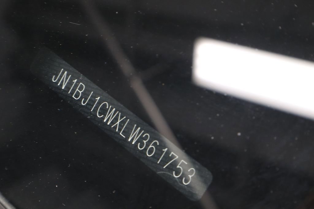 Used 2020 Nissan Rogue Sport SV w/ All-Weather Package image 32