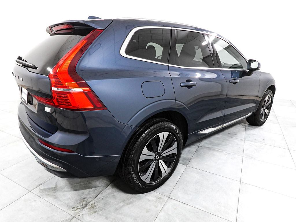 Used 2023 Volvo XC60 T8 Plus AWD/4WD image 7