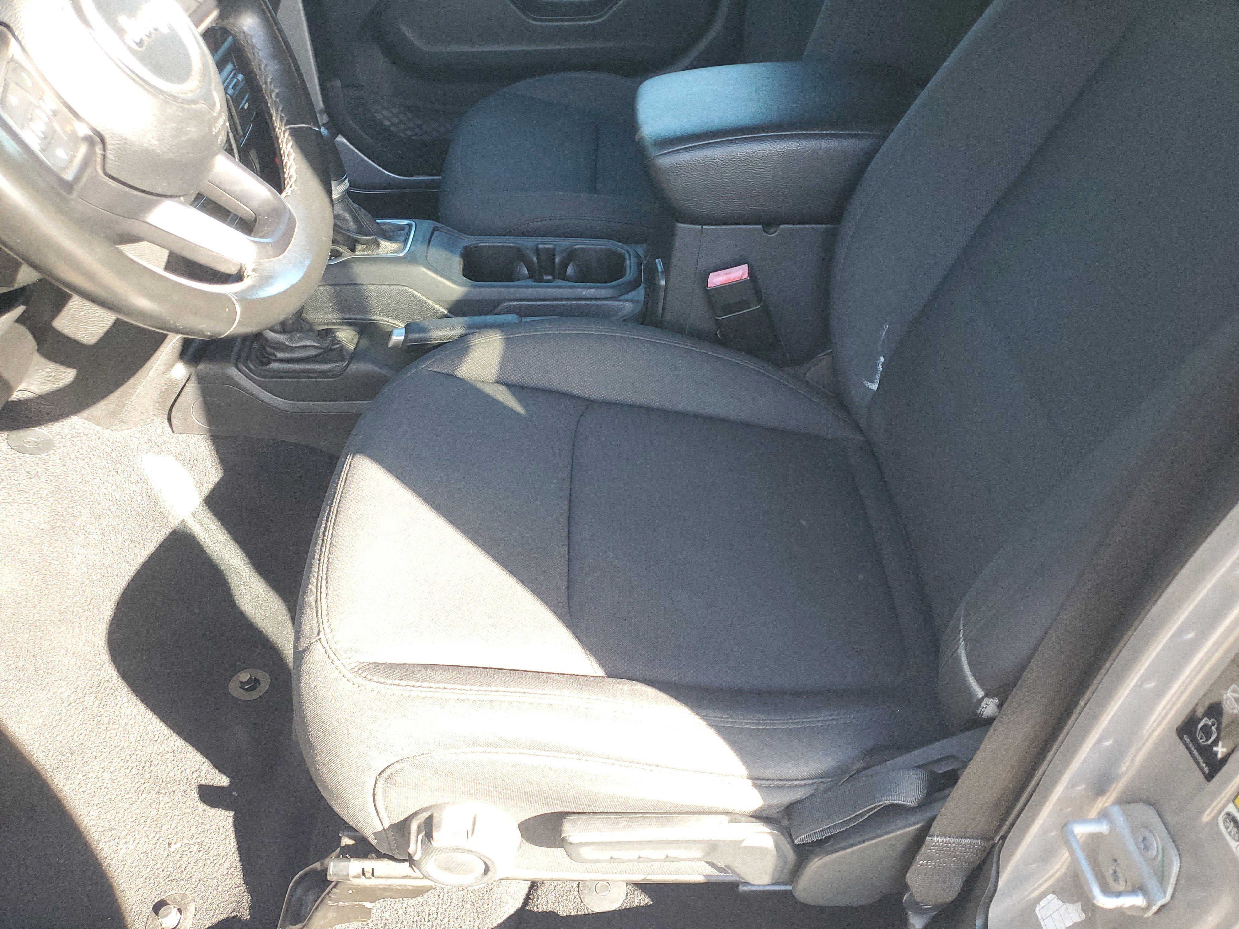 Used 2020 Jeep Wrangler Unlimited Sport S image 13