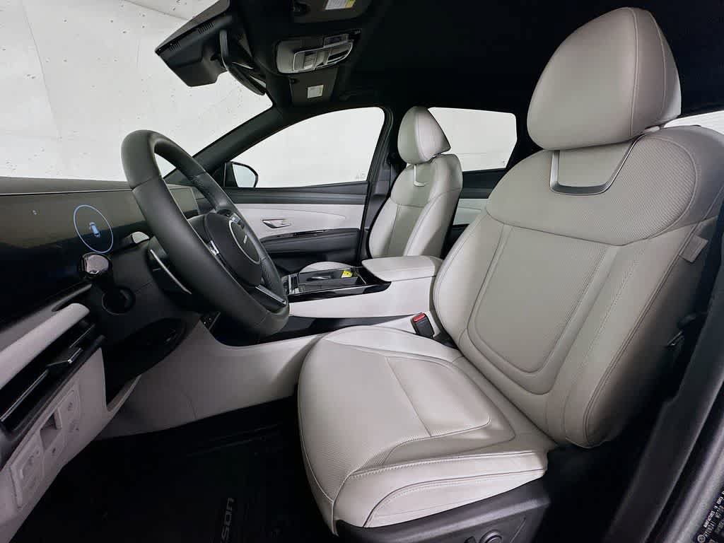 Used 2026 Hyundai Tucson Limited AWD/4WD image 12