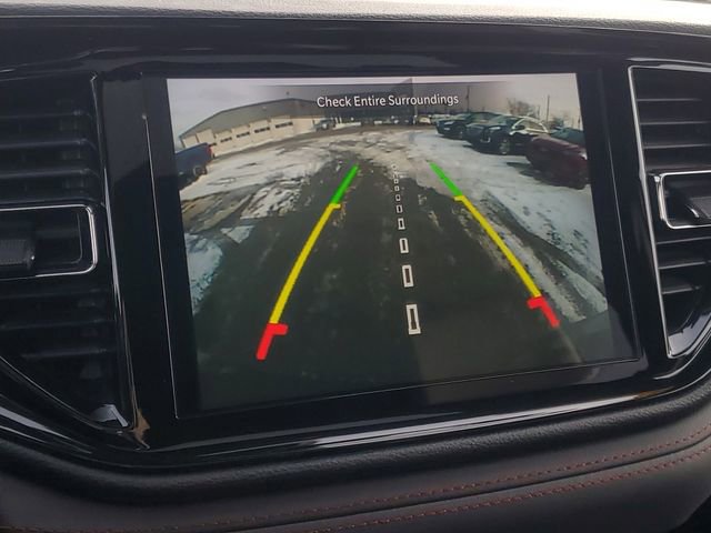 Used 2023 Dodge Durango GT image 17