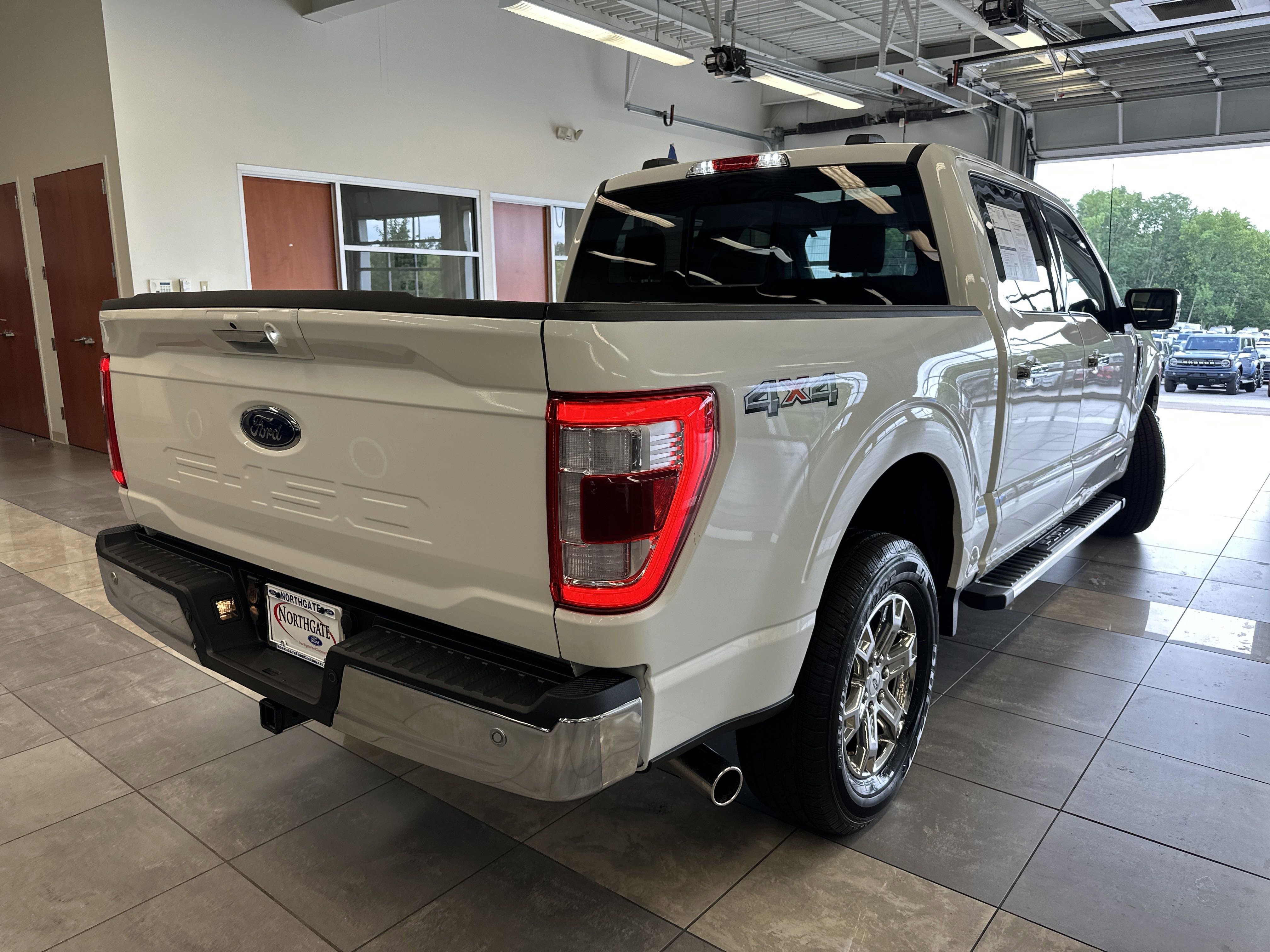 Certified 2022 Ford F150 Lariat w/ Equipment Group 502A High image 5