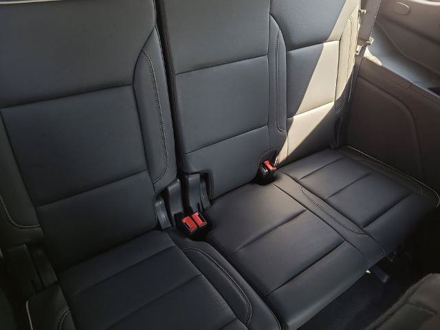 Used 2026 GMC Yukon Elevation RWD image 14